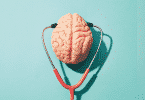 Imagem ilustrativa de cérebro com estetoscópio