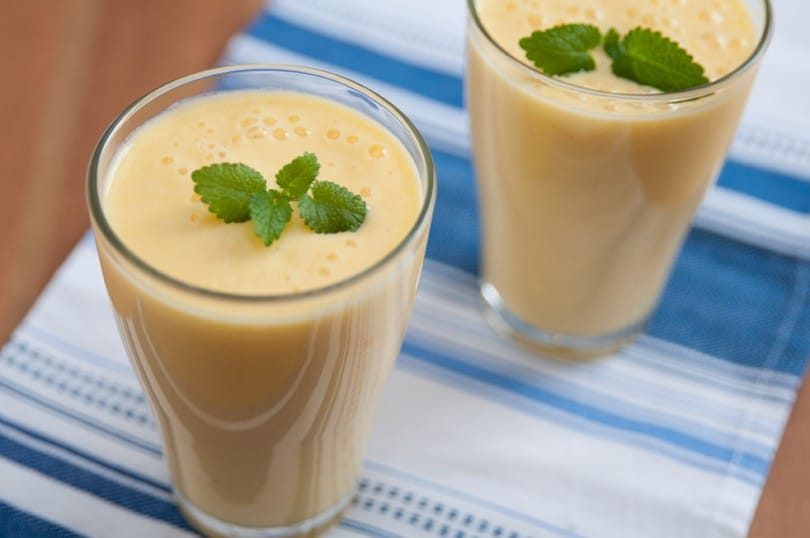 Lassi de rosas, o delicioso refresco indiano