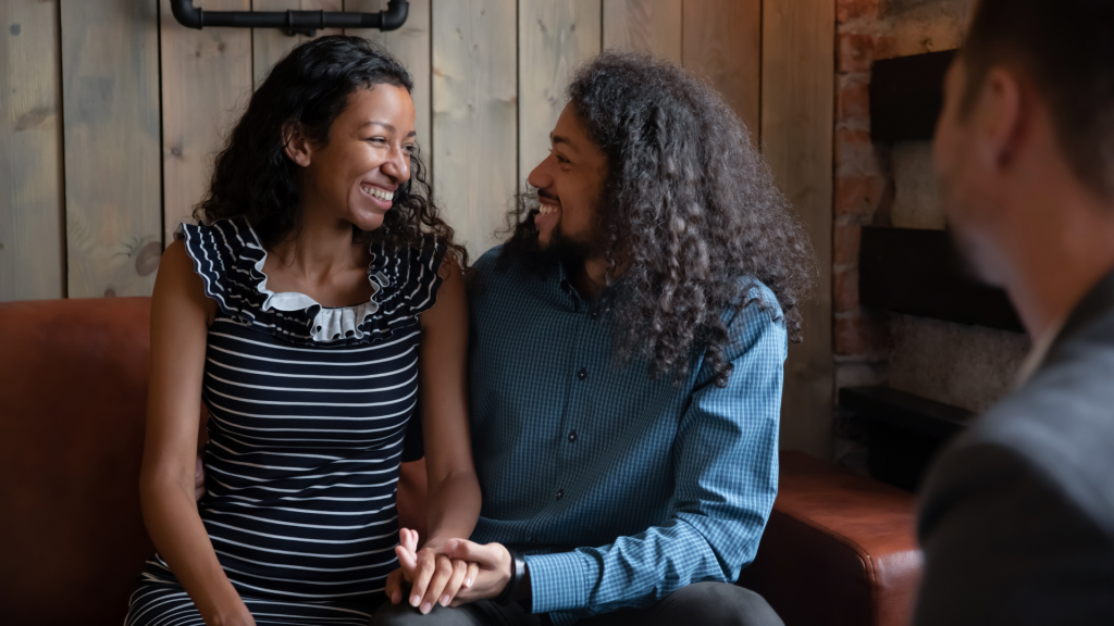 Reconciliação de casal na terapia