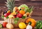 Cesta de frutas e vegetais