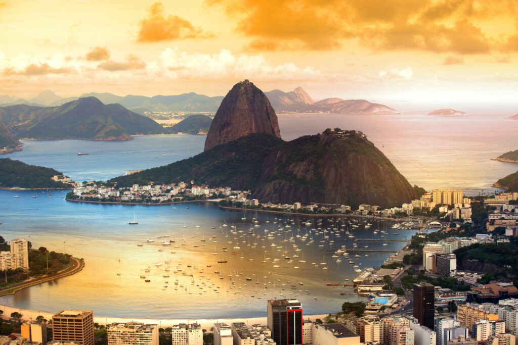 Foto panorâmica da cidade do Rio de Janeiro, Brasil.