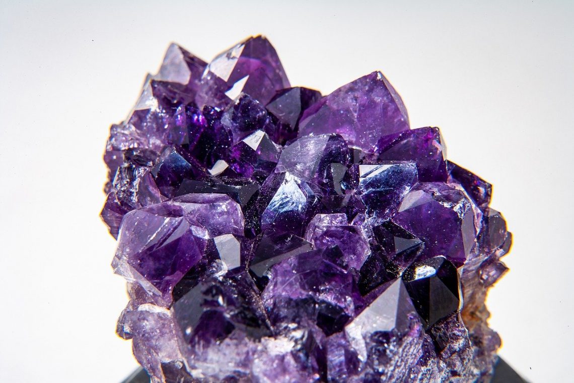 Pedra ametista significado, como usar e como energizar Pedra ametista significado, como usar e como energizar