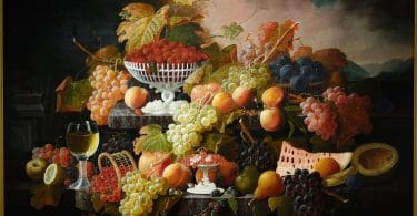 Pintura de abundância de frutas sobre mesas de mármore.