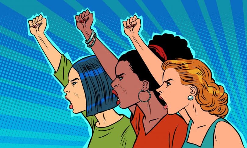 Desenho de mulheres de etnias diferentes, com os punhos para o alto e gritando, em protesto.