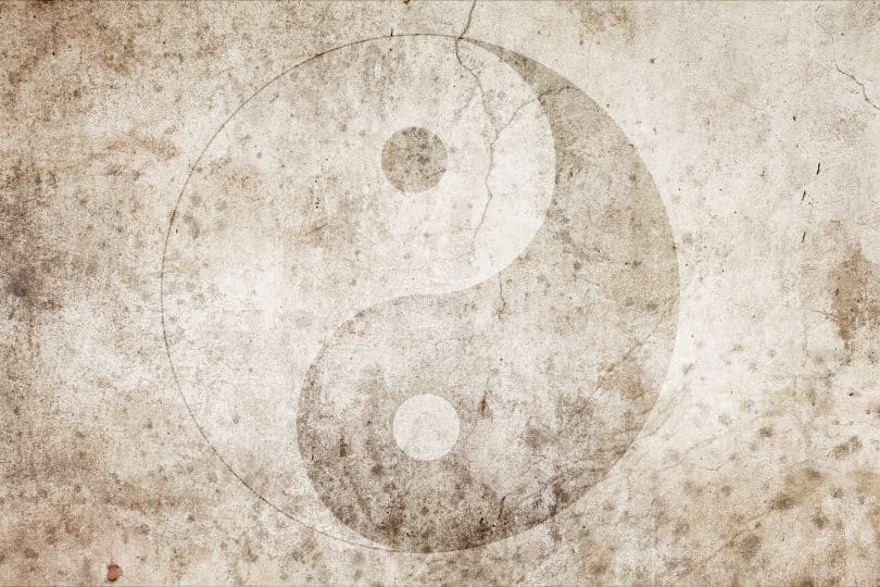 Simbolo do Yin e Yang em um papel