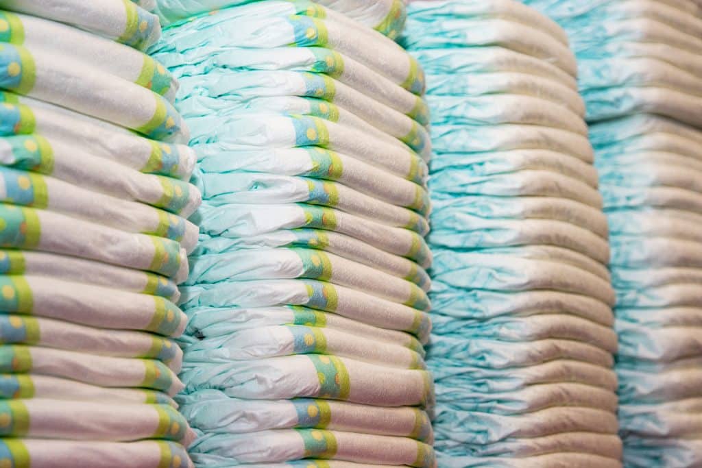 Imagem de uma pilha de fraldas ecológicas prontas para serem utilizadas.


