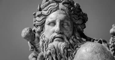 Imagem do busto de Zeus o Deus do Olimpo.