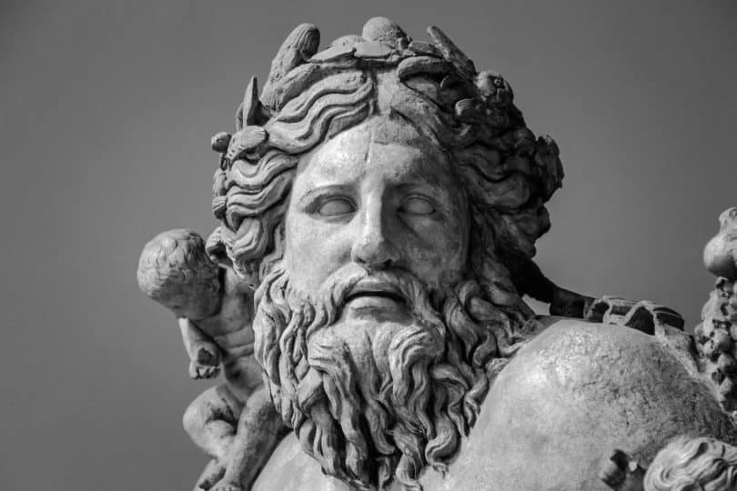 Imagem do busto de Zeus o Deus do Olimpo.