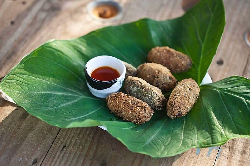 Bolinhos de Taioba com molho