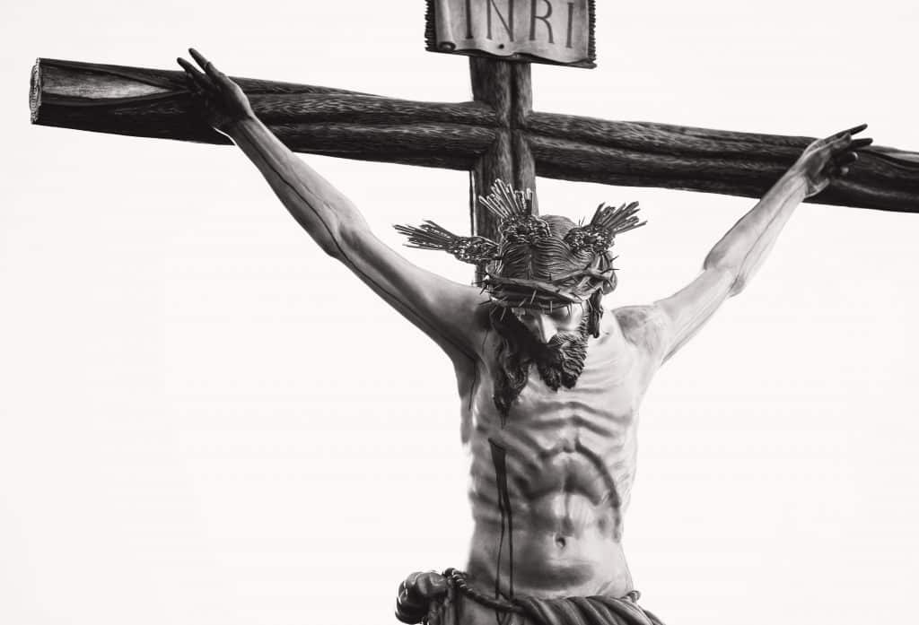 Foto de Jesus Cristo crucificado.
