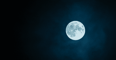 Lua cheia no céu