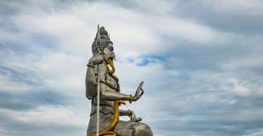 Estátua de Shiva.