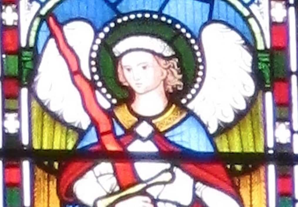 São Jofiel, o Arcanjo, vitral feito em 1862 na Igreja de St Michael and All Angels, Brighton, East Sussex, Inglaterra.