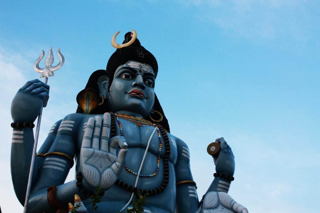 Estátua de Shiva.
