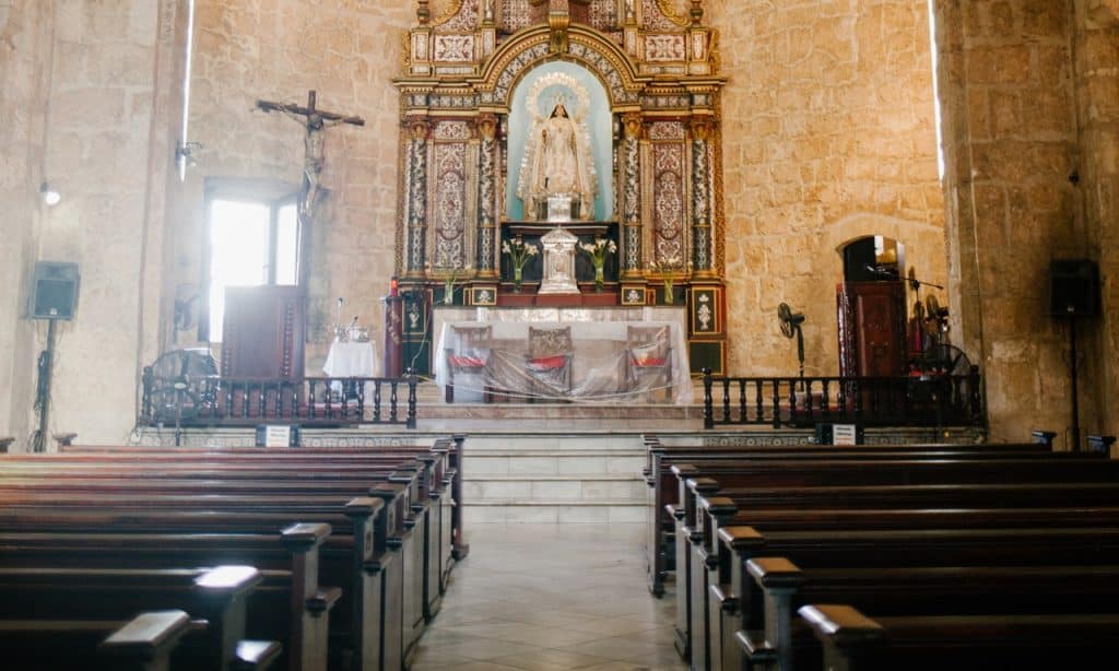 Interior de catedral.