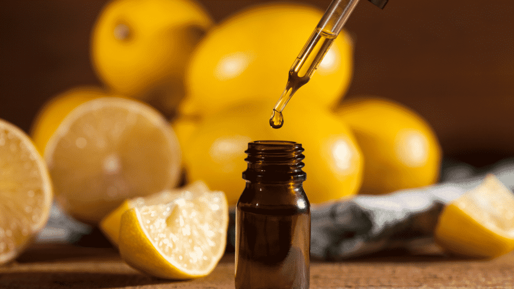 Pote de óleo de limão.