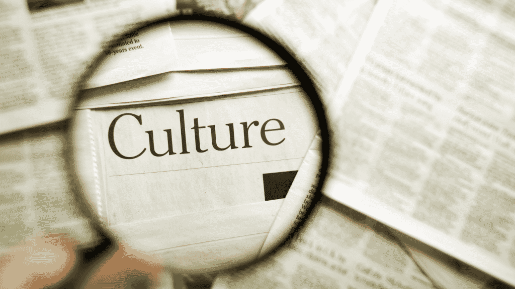 Uma lupa identificando a palavra "culture".