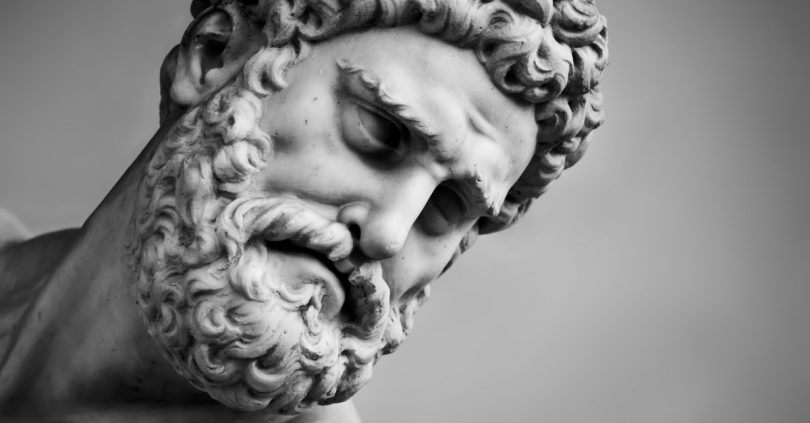 Uma estátua de Hércules.