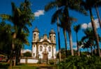 Foto da frente da Igreja de São Francisco de Assis em São João Del Rei (MG - Brasil)