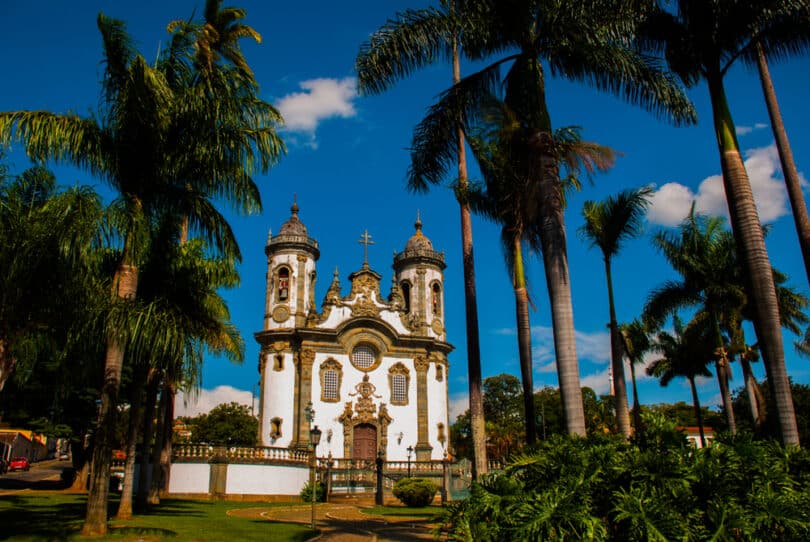 Foto da frente da Igreja de São Francisco de Assis em São João Del Rei (MG - Brasil)
