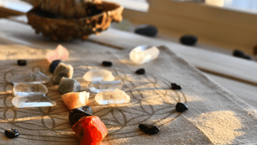 Imagem de cristais do chakras.