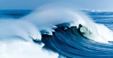 Imagem das ondas do mar