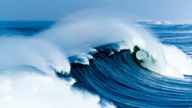 Imagem das ondas do mar