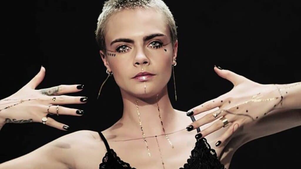 Cara Delevingne.